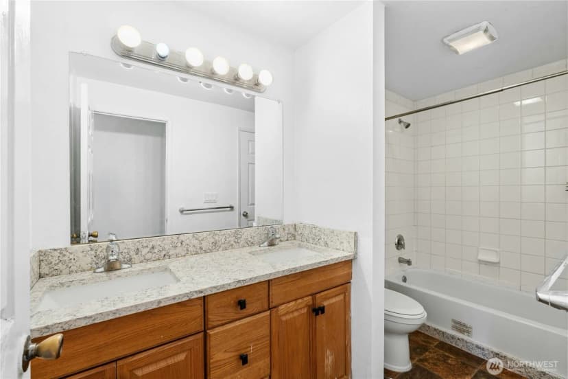 Property photo for 14600 Se 176th Street #r1, Renton photo 21