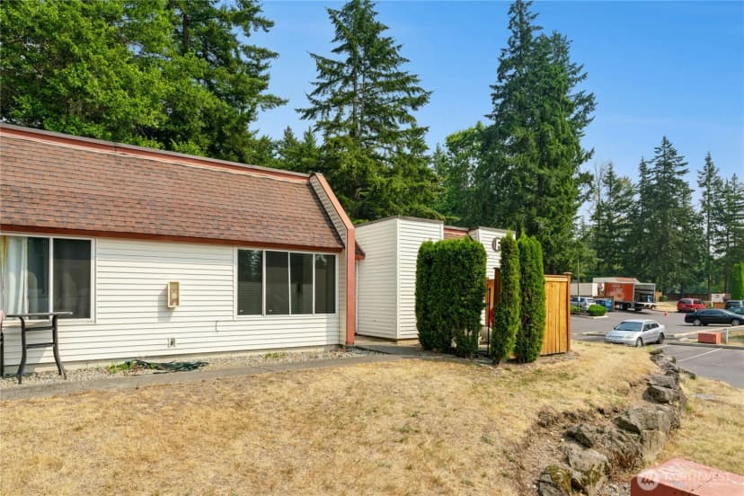 Property photo for 14600 Se 176th Street #r1, Renton photo 6