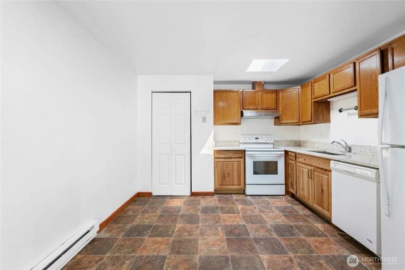 Property photo for 14600 Se 176th Street #r1, Renton photo 10
