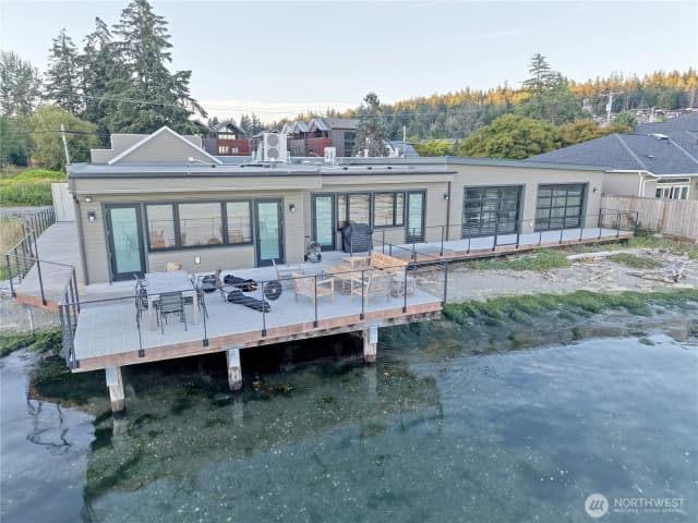 Property photo for 4566 Point White Drive Ne, Bainbridge Island photo 3