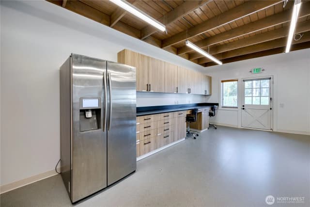 Property photo for 4566 Point White Drive Ne, Bainbridge Island photo 5