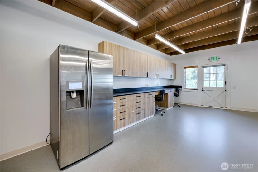 Property photo for 4566 Point White Drive Ne, Bainbridge Island photo 5