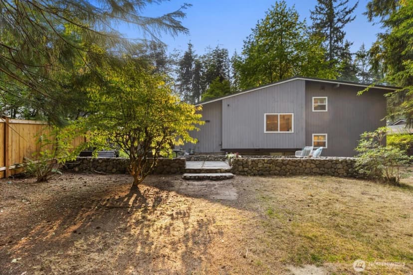 Property photo for 1646 152nd Avenue Se, Bellevue photo 39