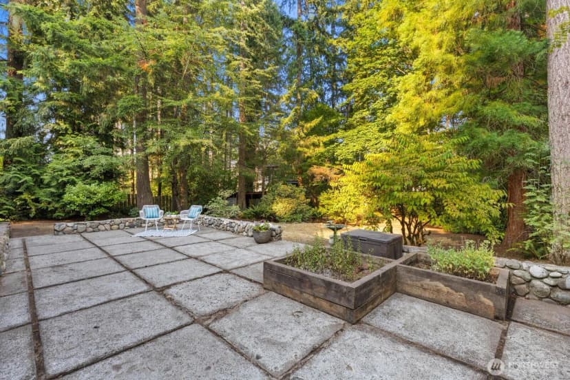 Property photo for 1646 152nd Avenue Se, Bellevue photo 33
