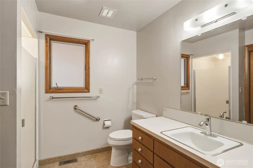 Property photo for 742 Sw I Street Sw, Quincy photo 21