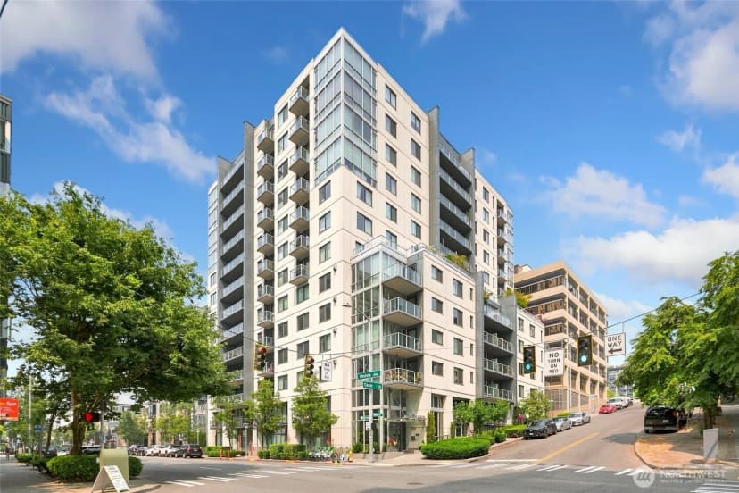 Property photo for 81 Clay Street #403, Seattle photo 2