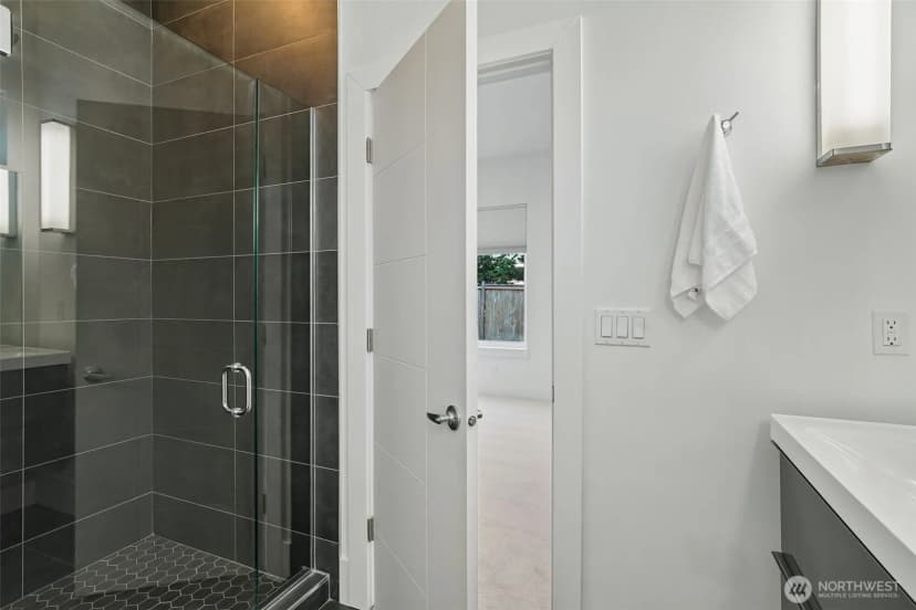 Property photo for 1522 211th Place Ne, Sammamish photo 28