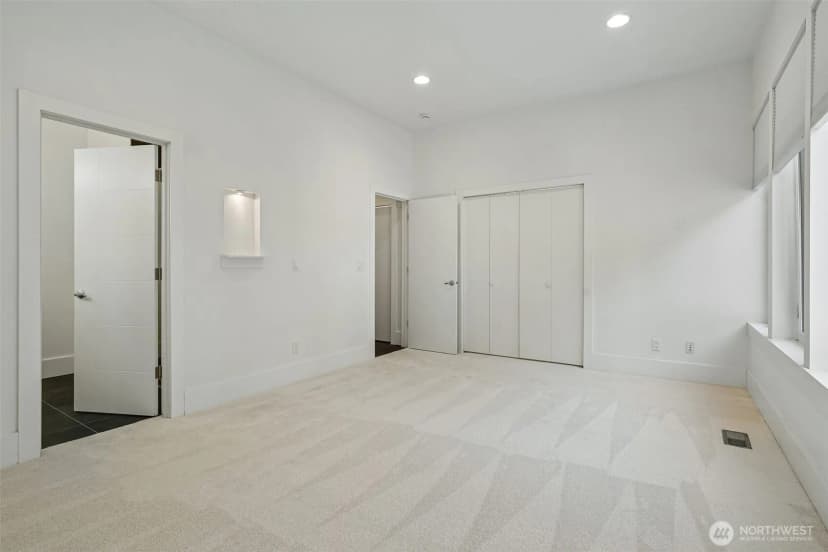 Property photo for 1522 211th Place Ne, Sammamish photo 26