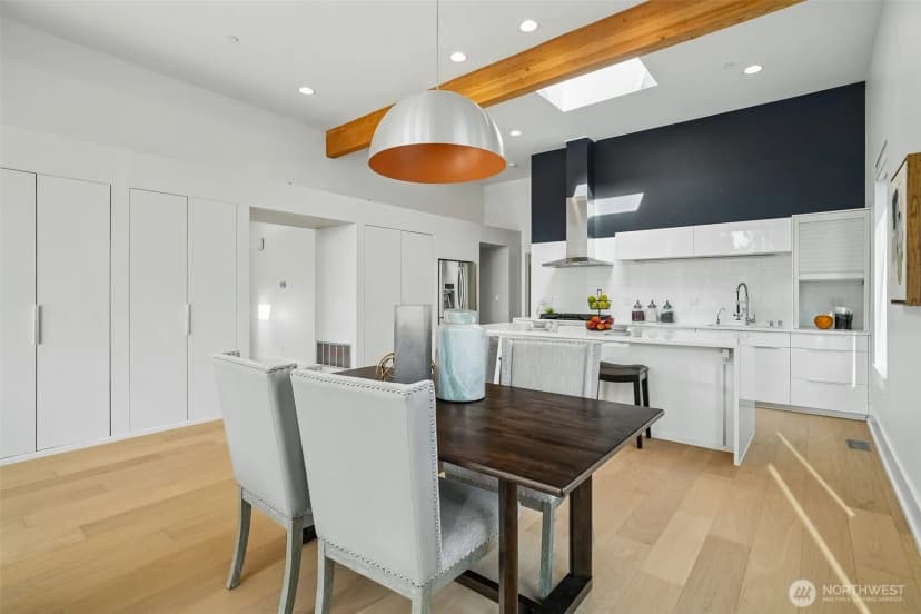 Property photo for 1522 211th Place Ne, Sammamish photo 6