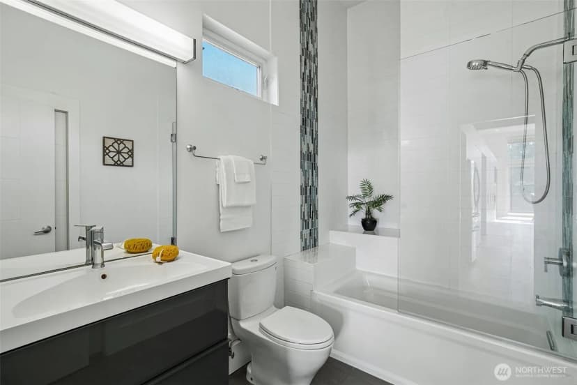 Property photo for 1522 211th Place Ne, Sammamish photo 20