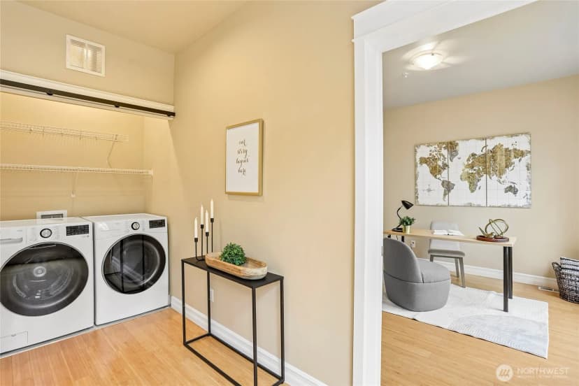 Property photo for 11875 Se 4th Place #701, Bellevue photo 27