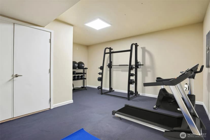 Property photo for 11875 Se 4th Place #701, Bellevue photo 29