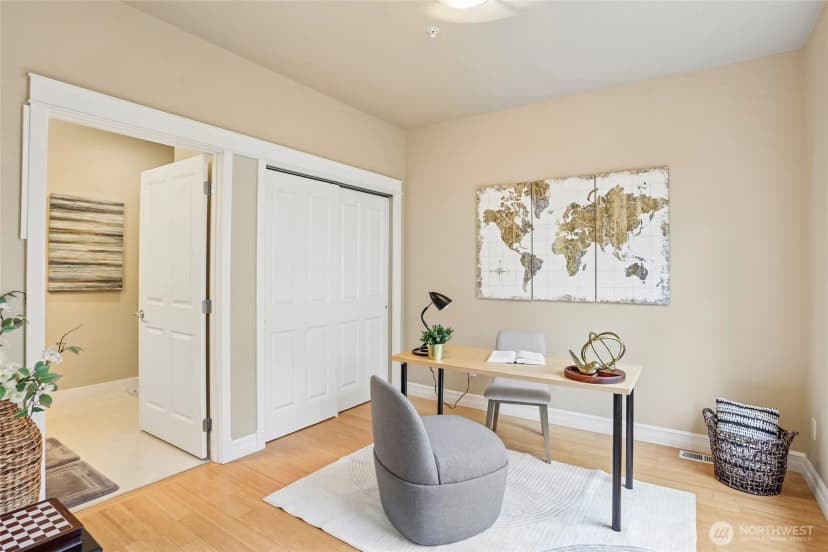 Property photo for 11875 Se 4th Place #701, Bellevue photo 23