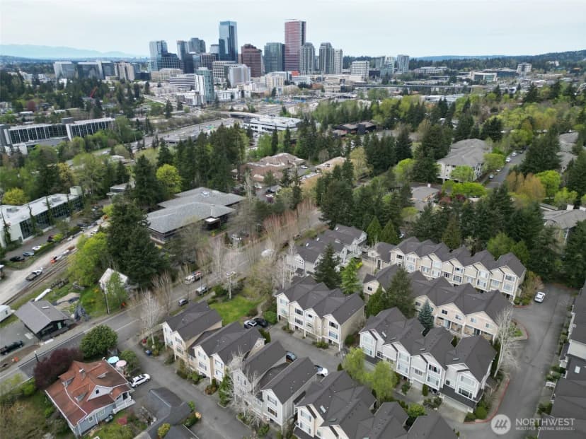 Property photo for 11875 Se 4th Place #701, Bellevue photo 33