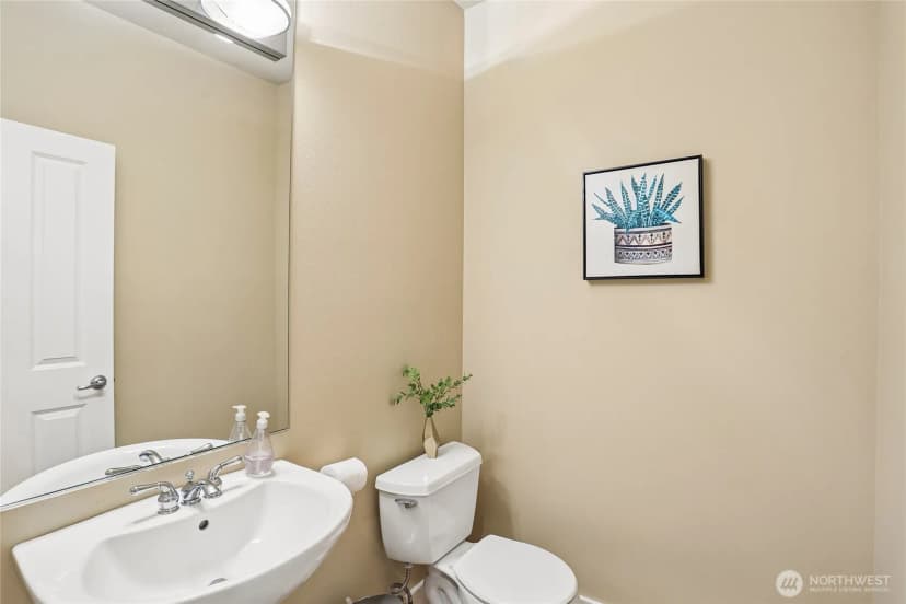 Property photo for 11875 Se 4th Place #701, Bellevue photo 26