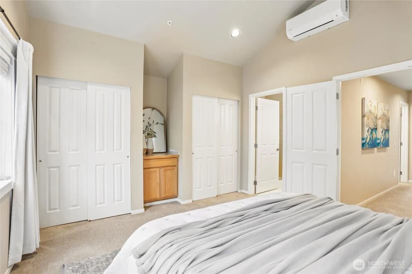 Property photo for 11875 Se 4th Place #701, Bellevue photo 17