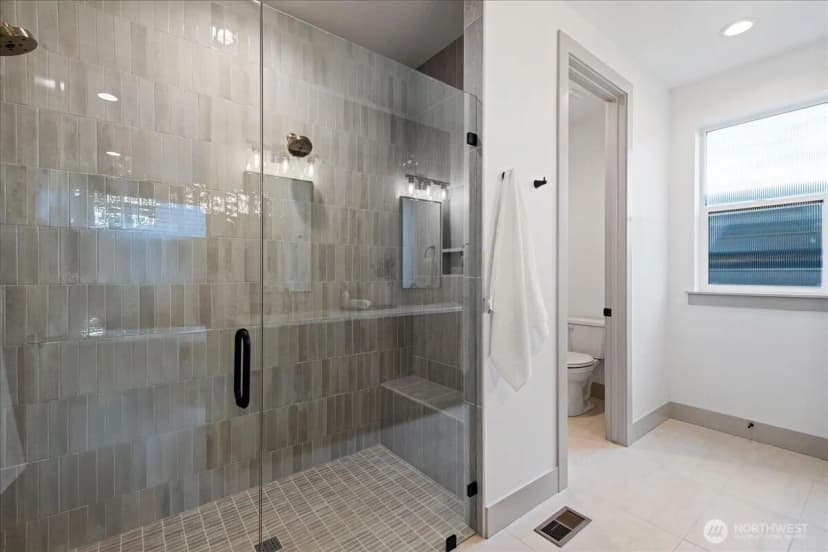 Property photo for 4165 Sw Bigler Way, Port Orchard photo 19