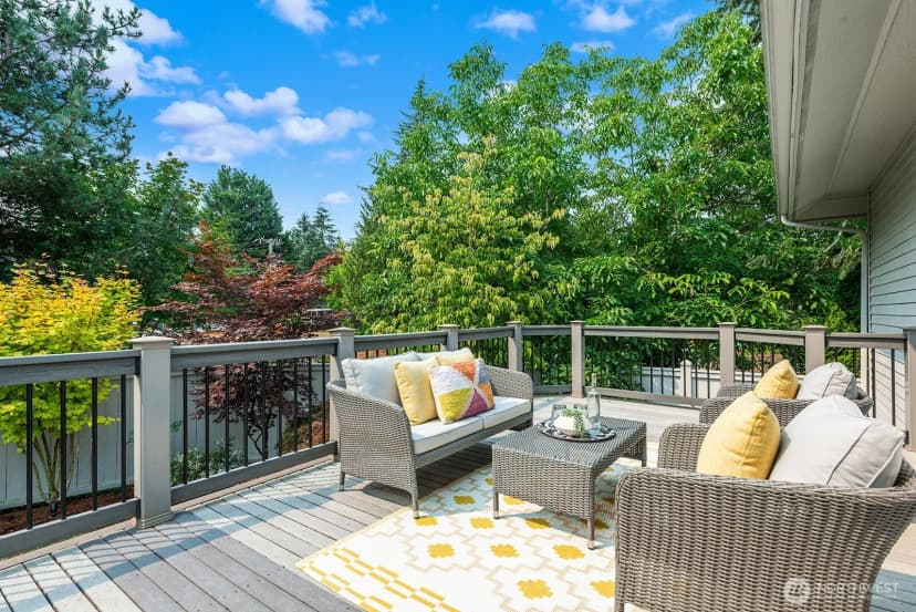 Property photo for 13011 Ne 70th Drive, Kirkland photo 14