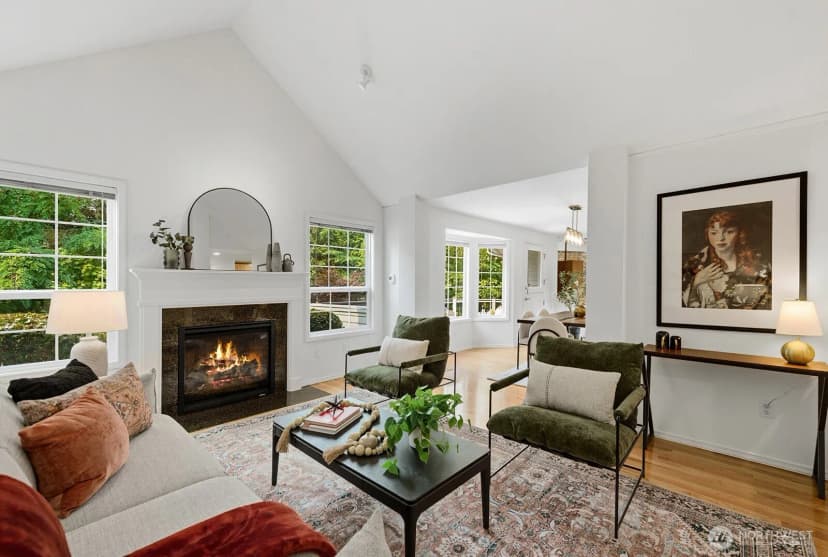 Property photo for 13011 Ne 70th Drive, Kirkland photo 5