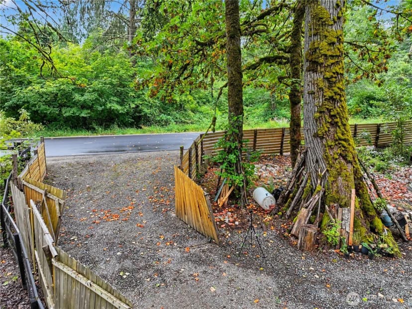 Property photo for 38311 Enumclaw Franklin Road Se, Enumclaw photo 6