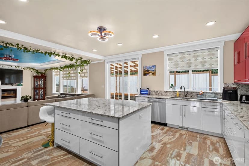 Property photo for 16741 46th Lane S, Sea Tac photo 11