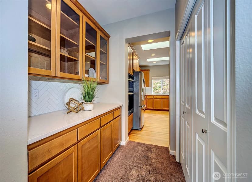 Property photo for 17135 164th Way Se, Renton photo 7