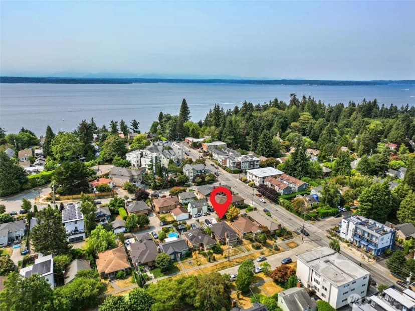 Property photo for 8361 30th Avenue Nw, Seattle photo 40