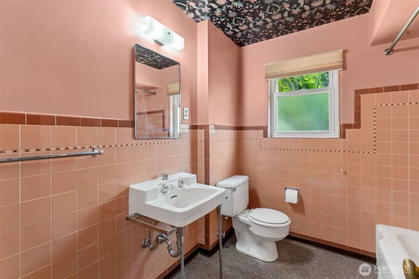 Property photo for 8361 30th Avenue Nw, Seattle photo 22