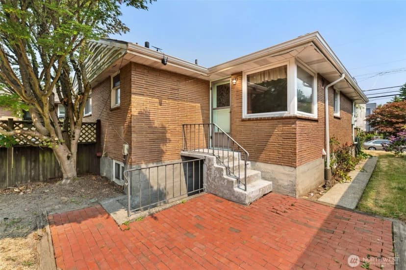 Property photo for 8361 30th Avenue Nw, Seattle photo 6