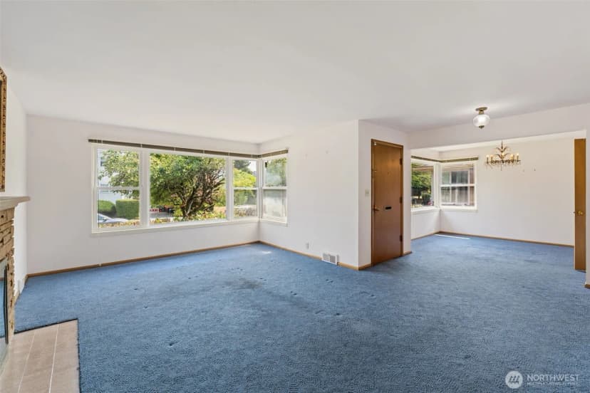 Property photo for 8361 30th Avenue Nw, Seattle photo 9