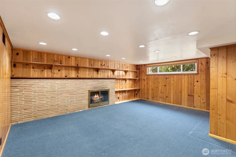 Property photo for 8361 30th Avenue Nw, Seattle photo 32