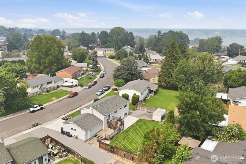 Property photo for 612 Pl N Conway, Kennewick photo 38