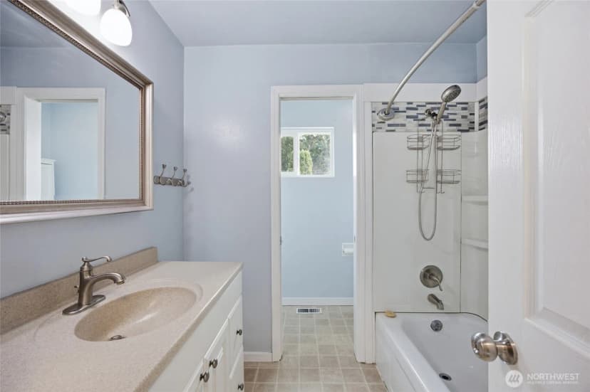 Property photo for 612 Pl N Conway, Kennewick photo 15