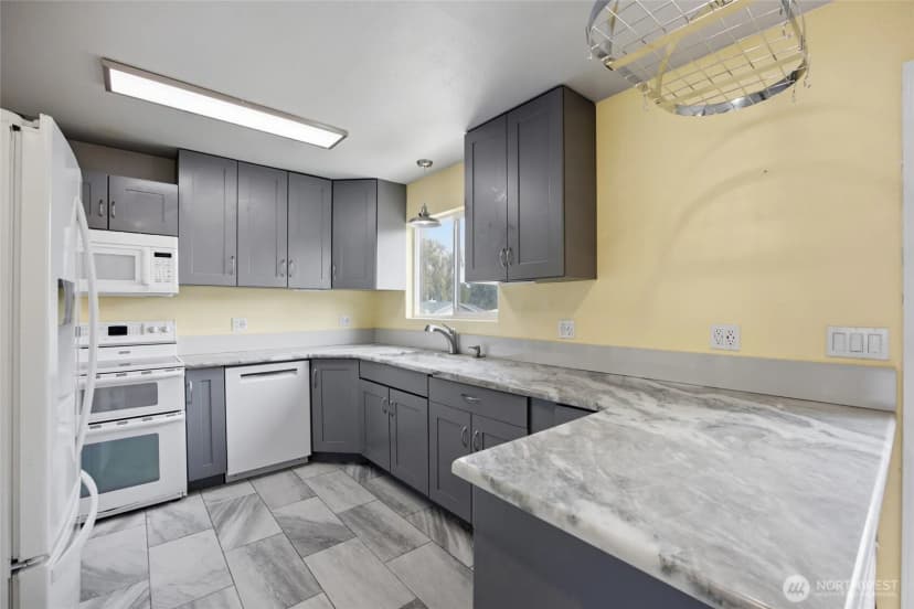Property photo for 612 Pl N Conway, Kennewick photo 11