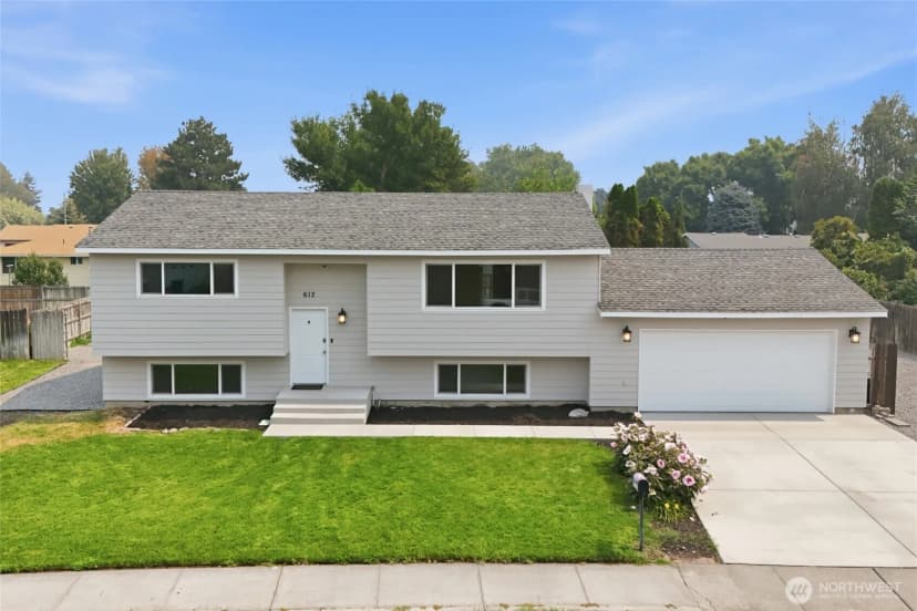 Property photo for 612 Pl N Conway, Kennewick photo 35