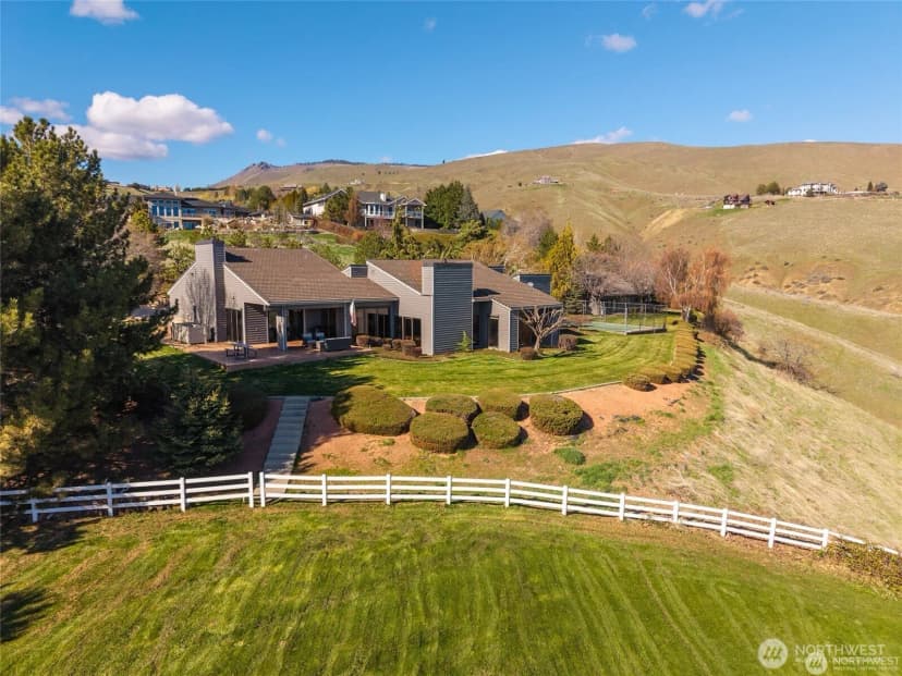 Property photo for 4333 Anna Lane, Wenatchee photo 4