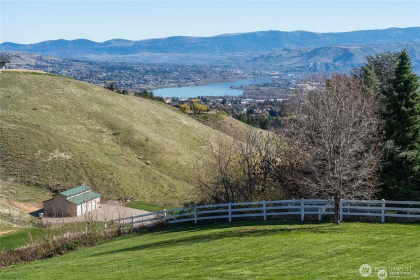 Property photo for 4333 Anna Lane, Wenatchee photo 5