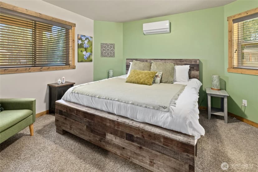 Property photo for 141 Rockberry Loop, Ronald photo 12