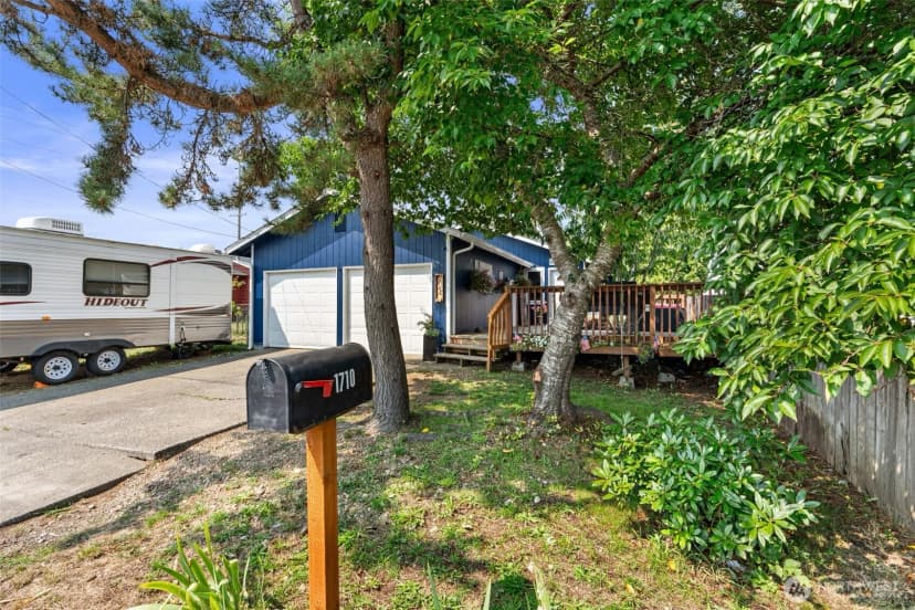 Property photo for 1710 W Young Street, Elma photo 3