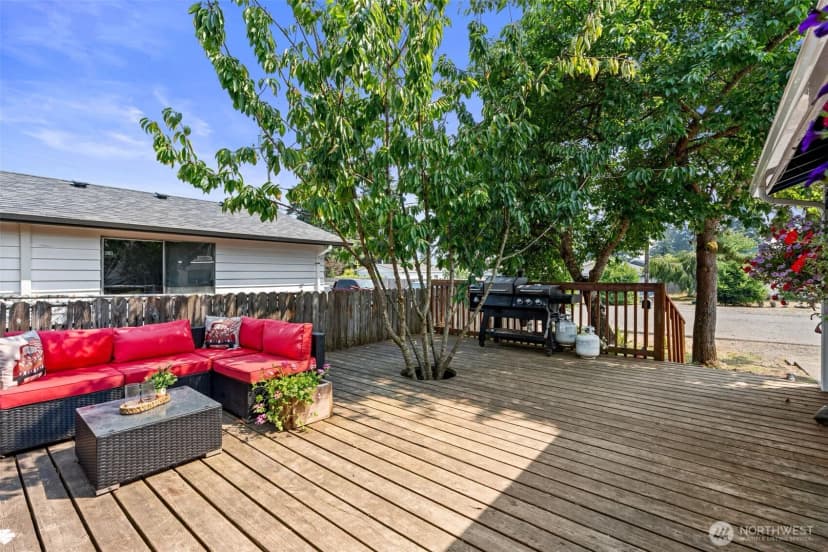 Property photo for 1710 W Young Street, Elma photo 27