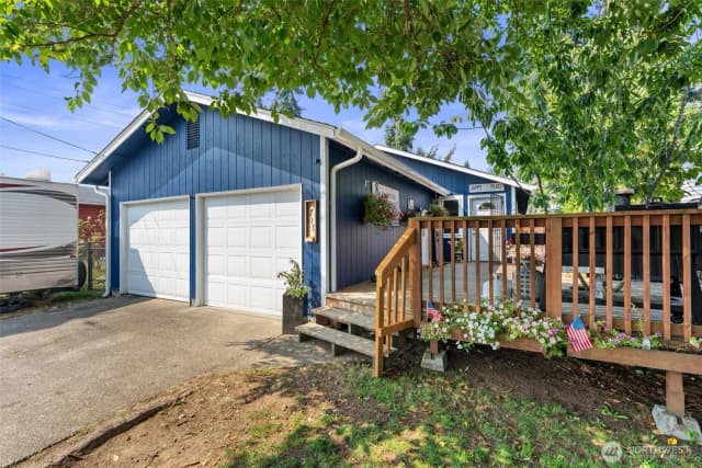 Property photo for 1710 W Young Street, Elma photo 2