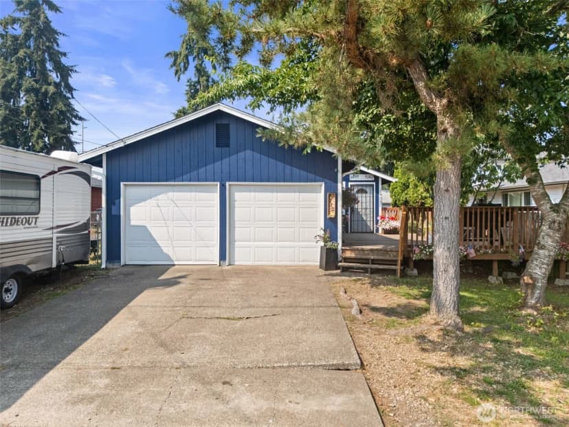 Property photo for 1710 W Young Street, Elma