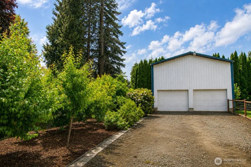 Property photo for 1580 Monroe Street Street, Burlington photo 5