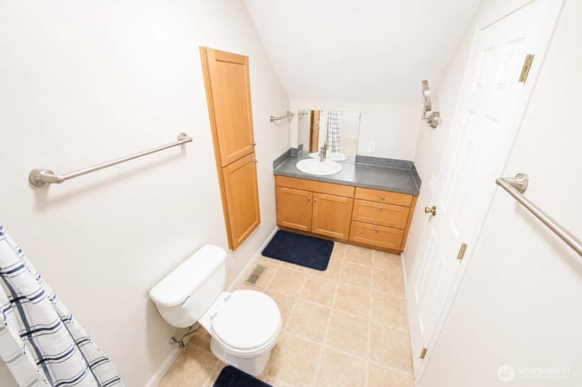 Property photo for 1580 Monroe Street Street, Burlington photo 24