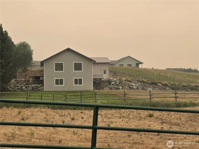 Property photo for 32 Pilot Wheel Road, Tonasket