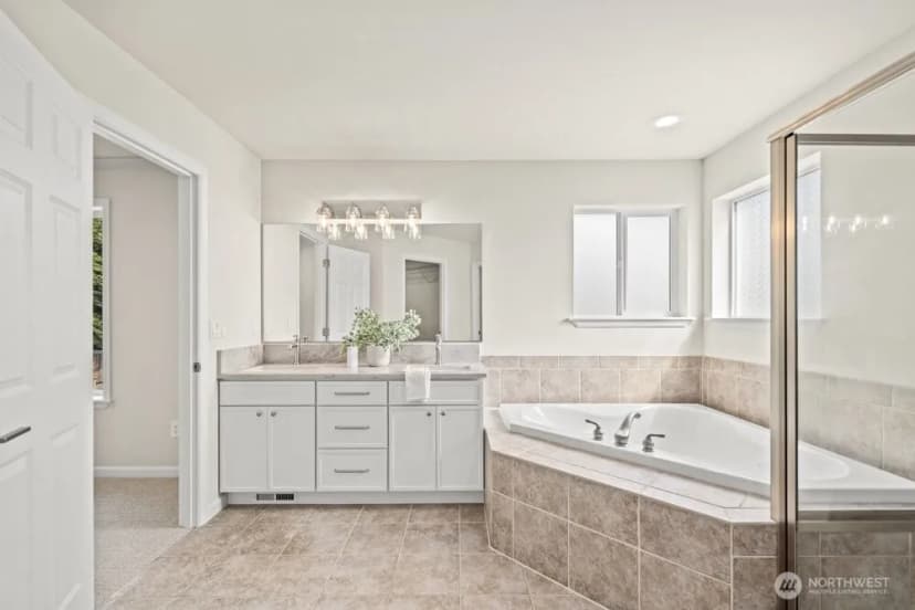 Property photo for 454 Nile Place Ne, Renton photo 23