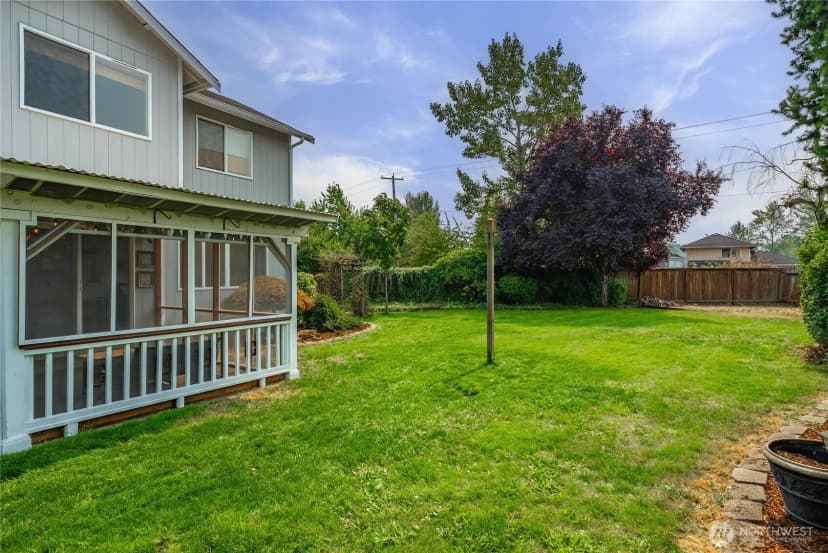Property photo for 307 Rowe Street Nw, Orting photo 33