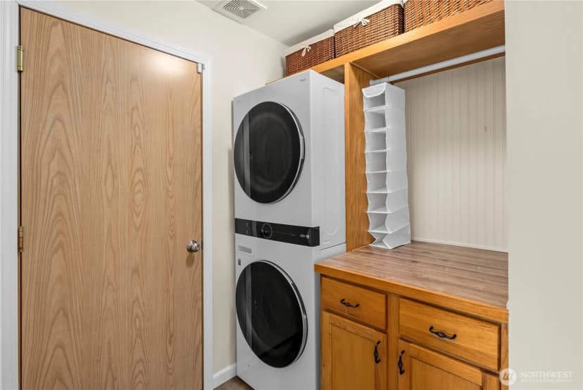 Property photo for 307 Rowe Street Nw, Orting photo 9