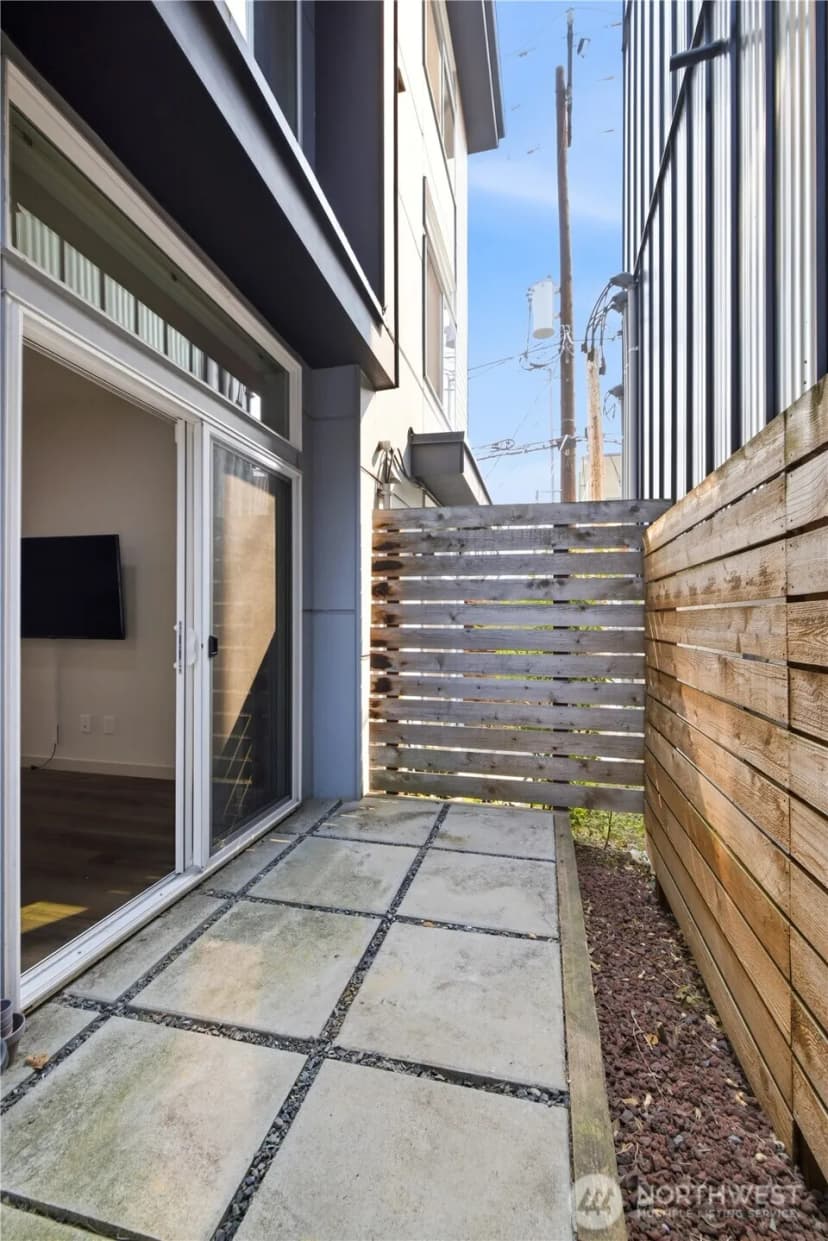 Property photo for 1801 20th Avenue #b, Seattle photo 20