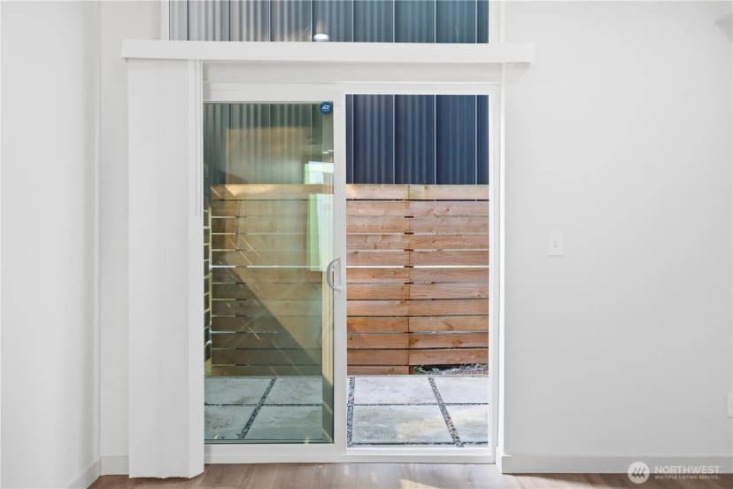 Property photo for 1801 20th Avenue #b, Seattle photo 17